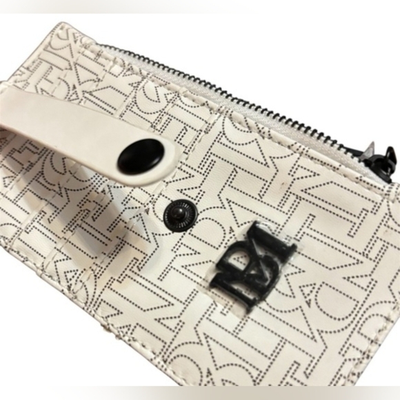 Badgley Mischka Monogram Card Holder Wallet NWT - Picture 3 of 4